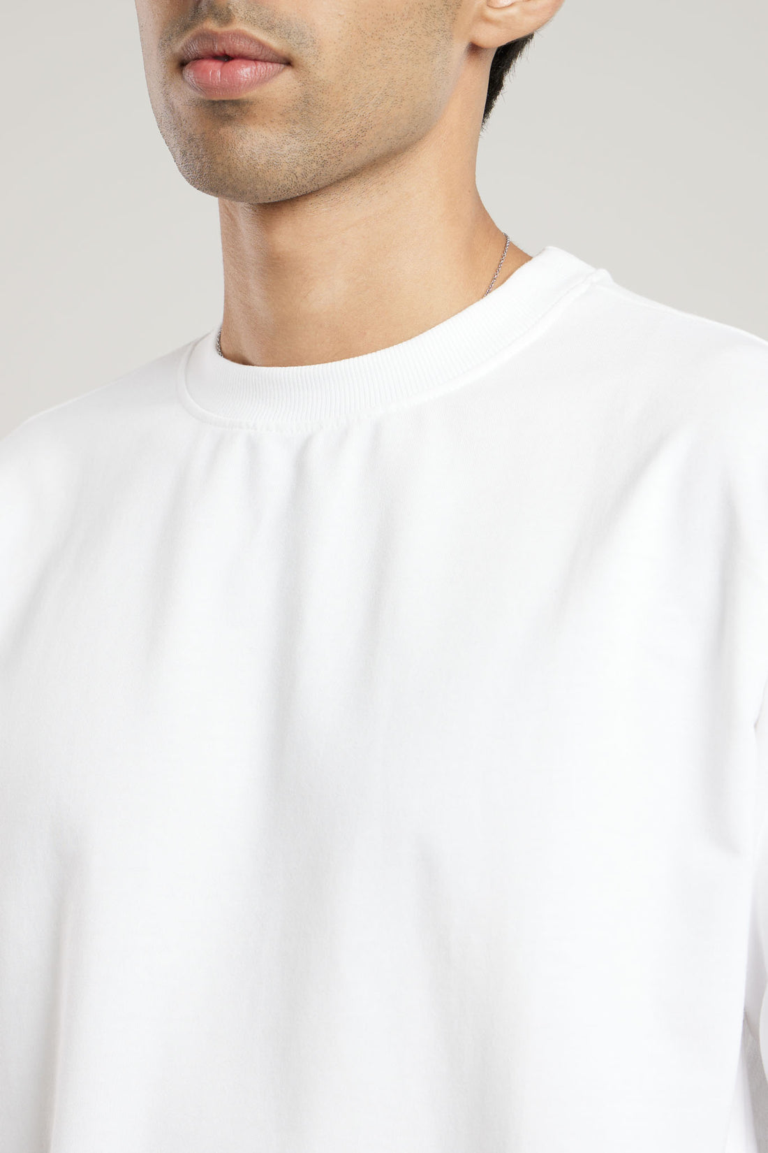 White Solid Sweatshirt